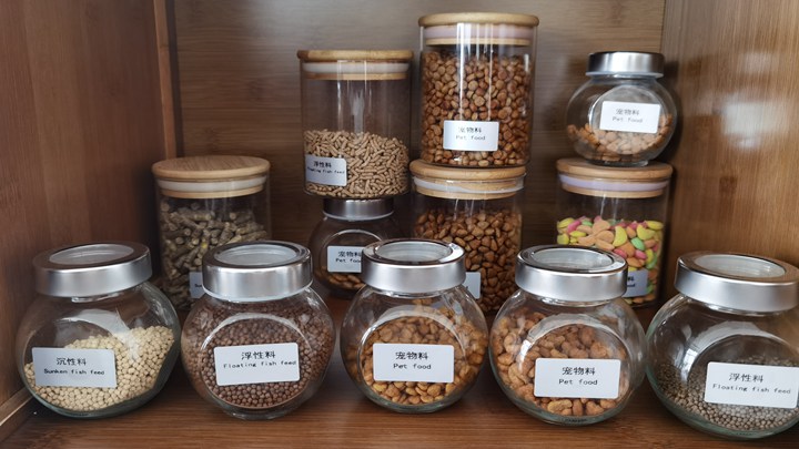 dry type Crappie feed pelletizer machine in South Korea